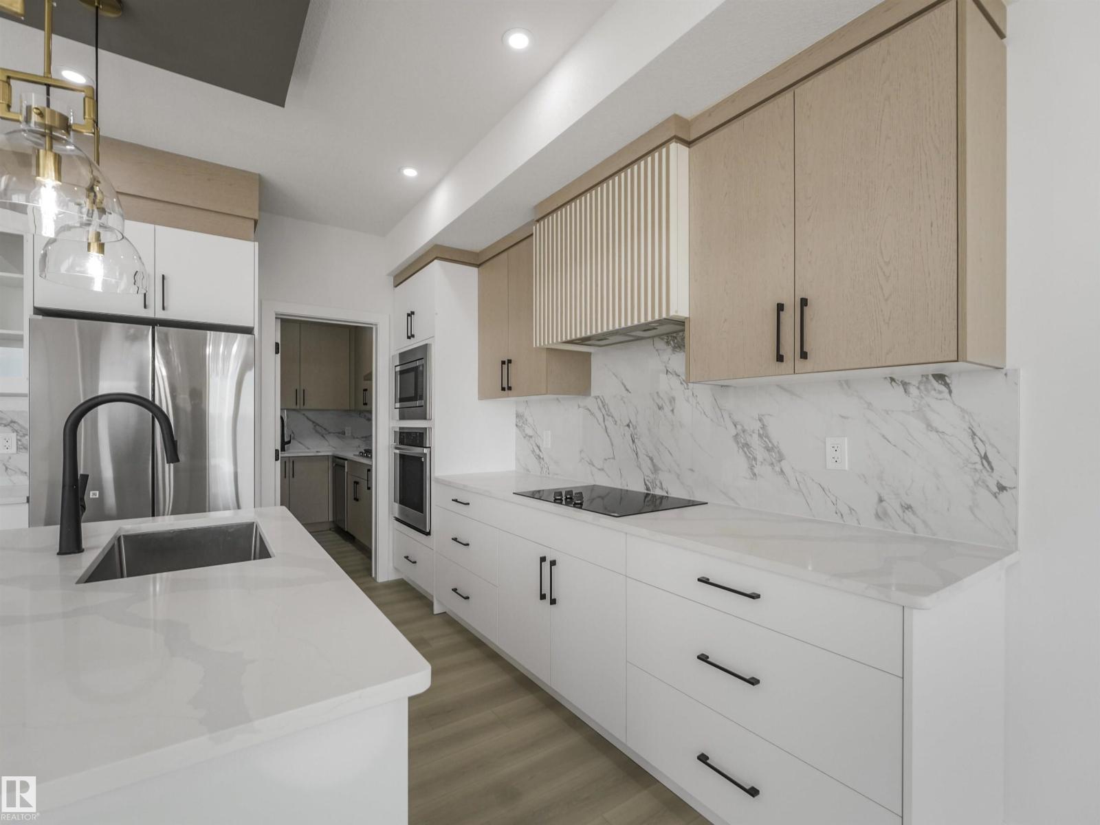 760 32 Street SW - Image 8