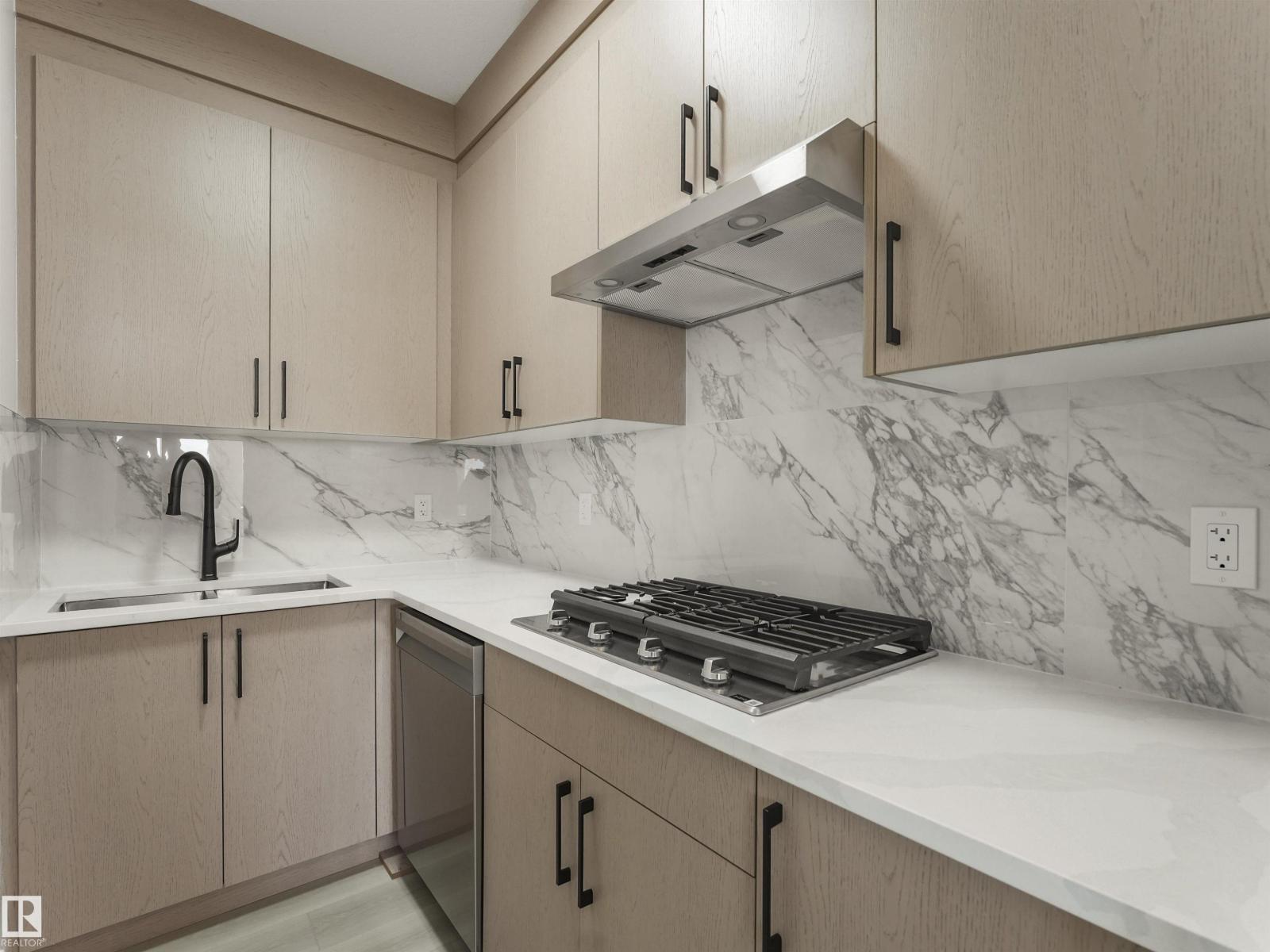 760 32 Street SW - Image 9