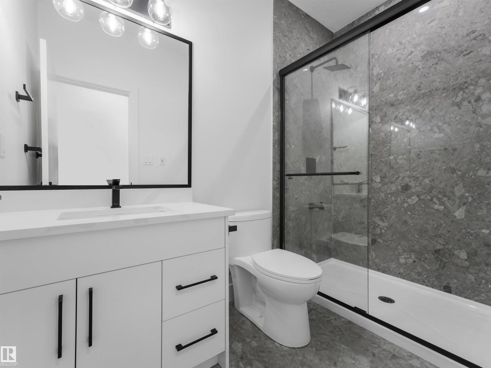 760 32 Street SW - 24