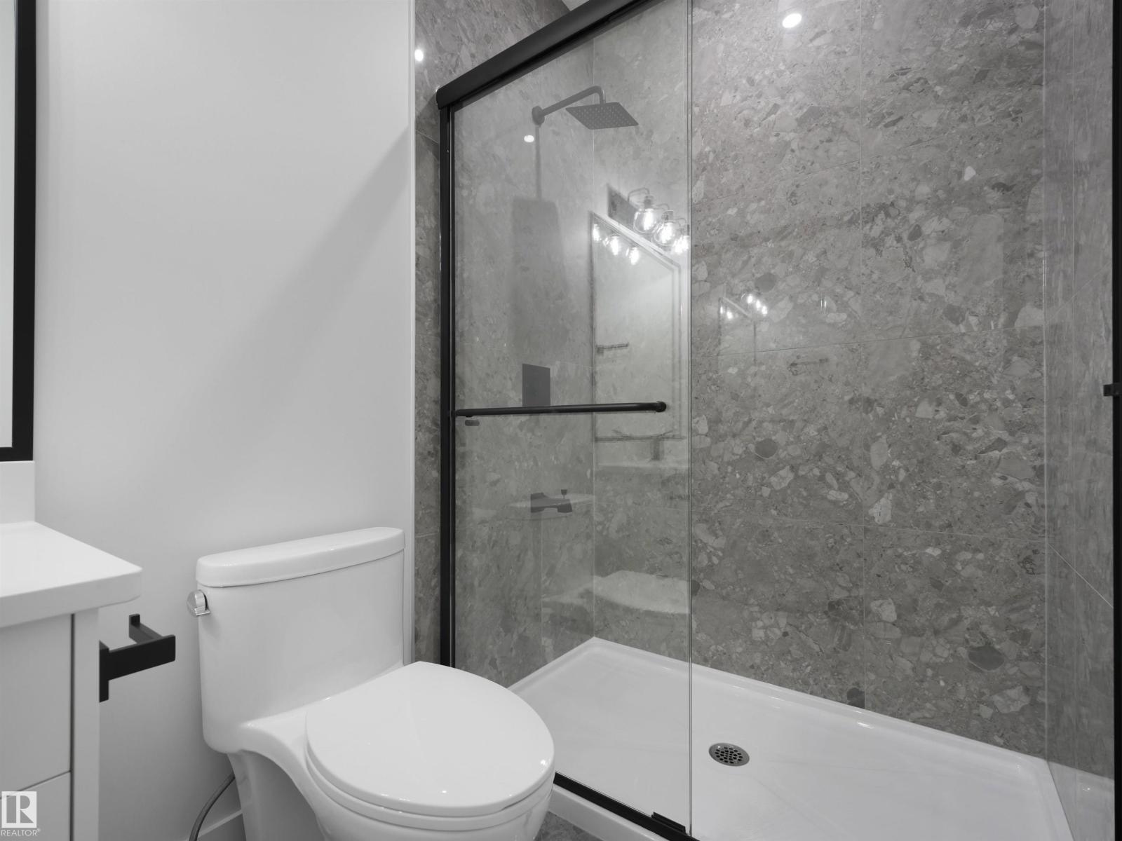760 32 Street SW - 27