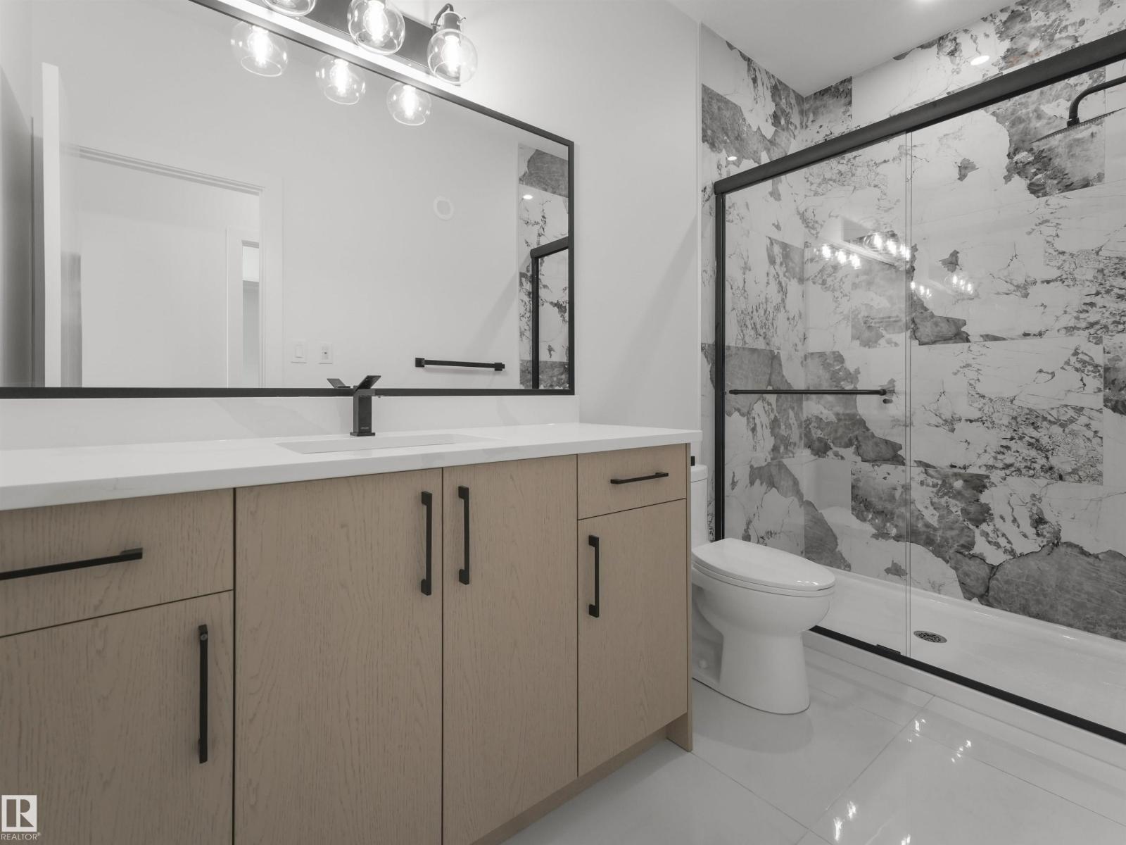 760 32 Street SW - 45