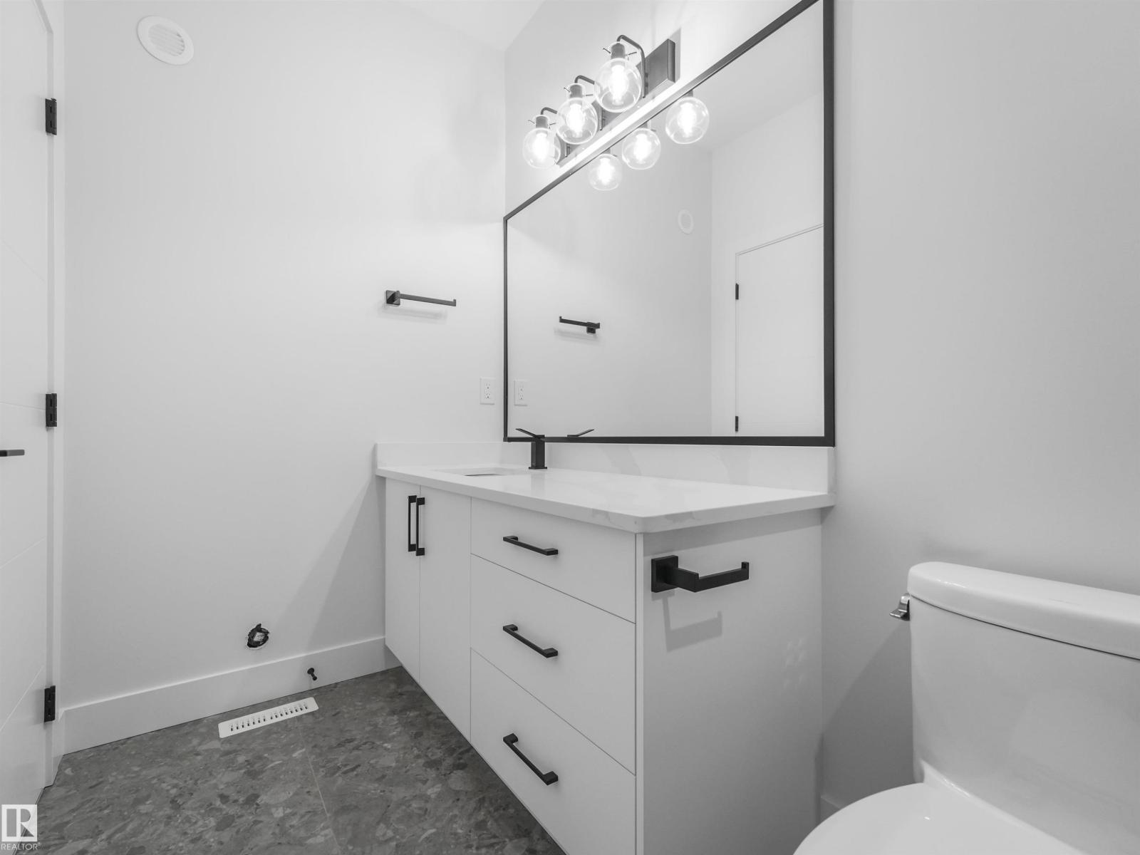 760 32 Street SW - Image 40