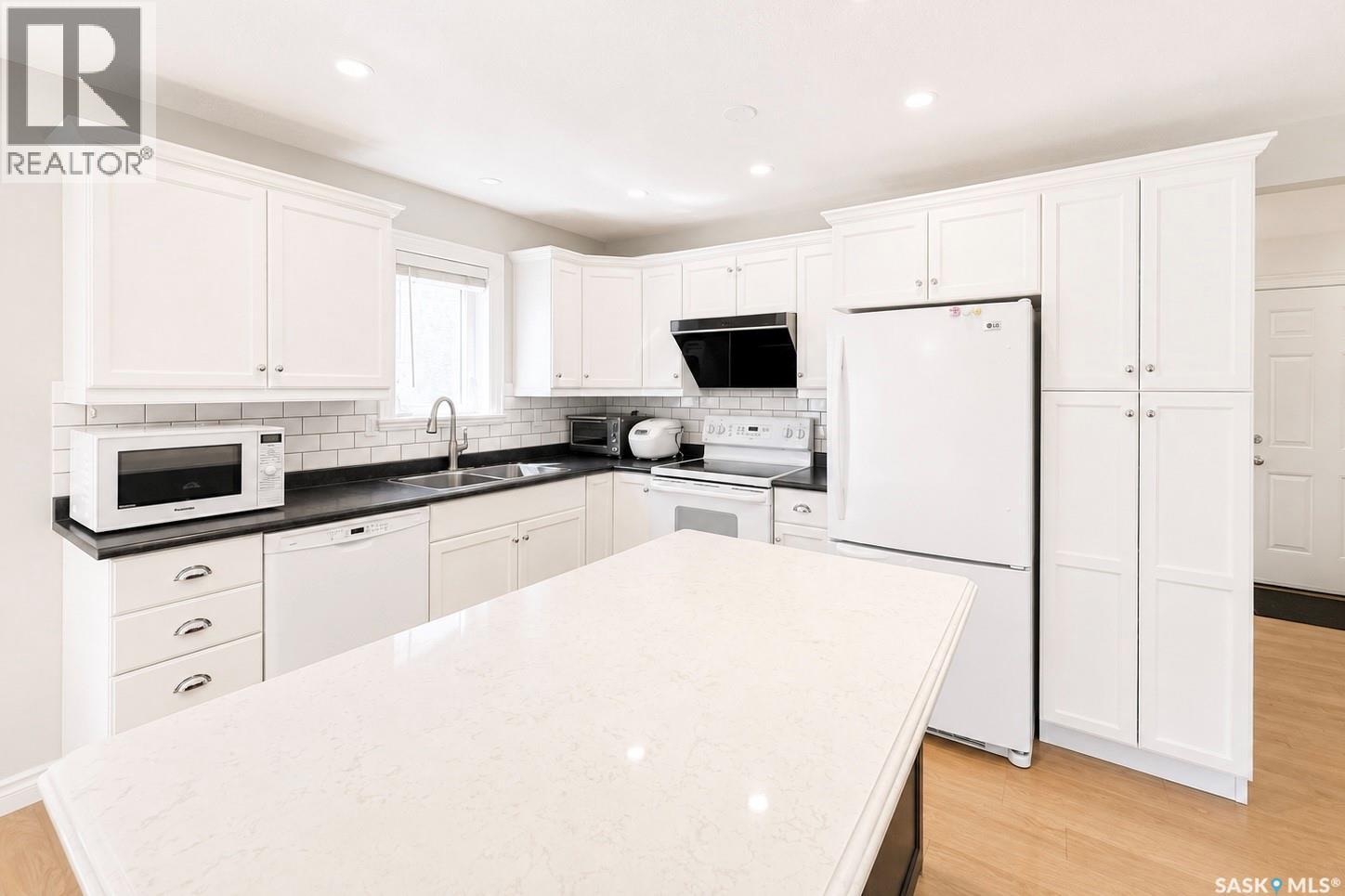 338 Stensrud ROAD - Image 18