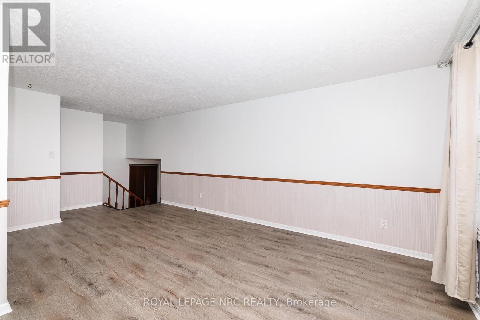 8 KERWIN GATE - Image 28