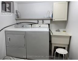 Basement - 390 Roehampton Avenue, Toronto, ON M4P1S4 Photo 13