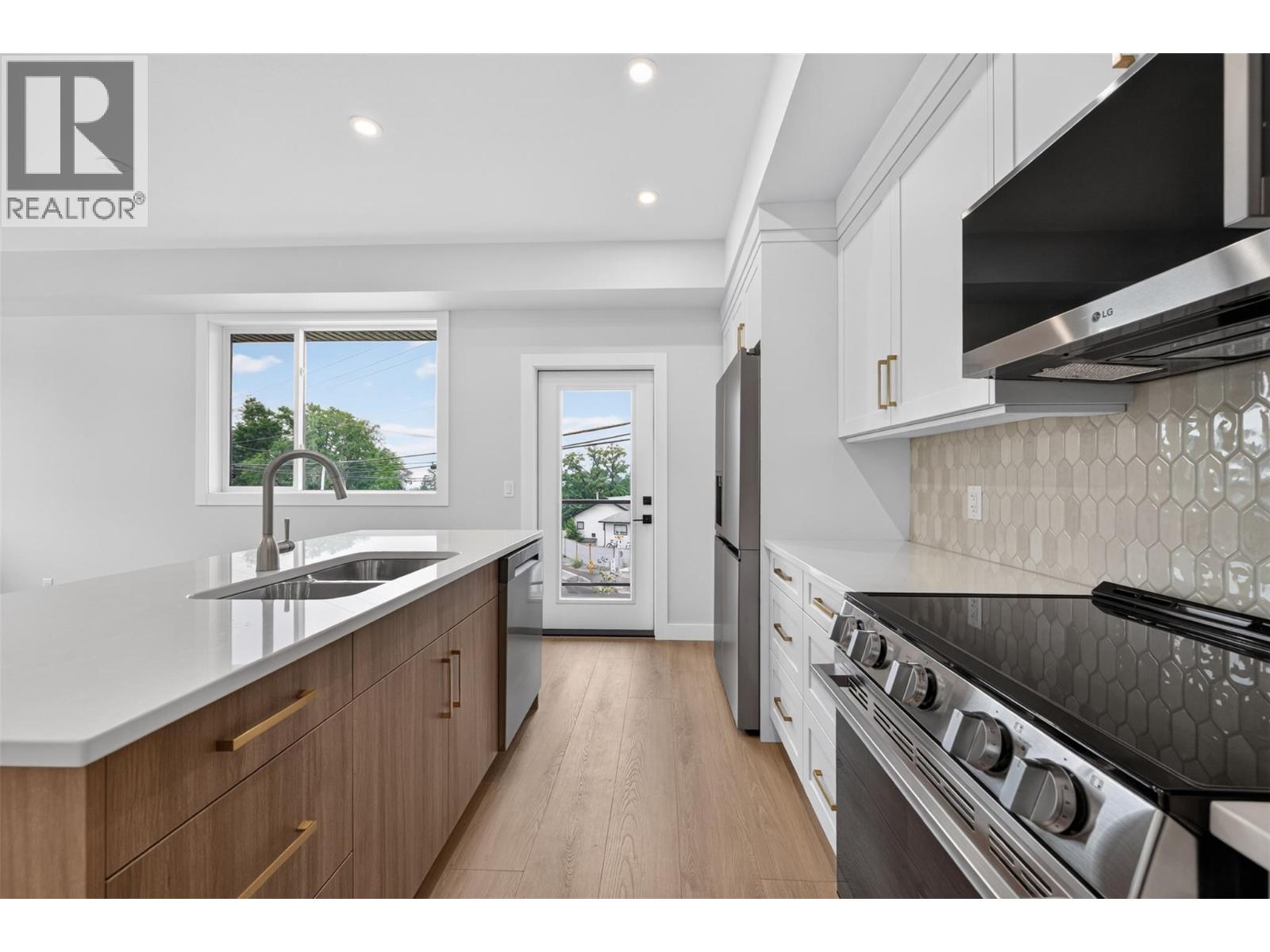 2009 39 Avenue Unit# 2, Vernon