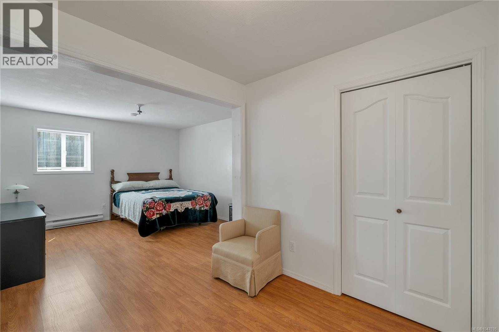 641 ALDER St S - Image 41