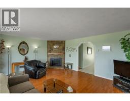 Bedroom - 641 Alder St S, Campbell River, BC V9W6B3 Photo 12