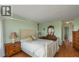 Living room - 641 Alder St S, Campbell River, BC V9W6B3 Photo 17