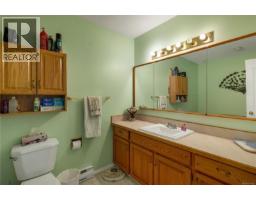 641 Alder St S, Campbell River, BC V9W6B3 Photo 18