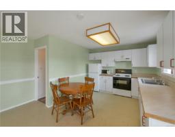 641 Alder St S, Campbell River, BC V9W6B3 Photo 26