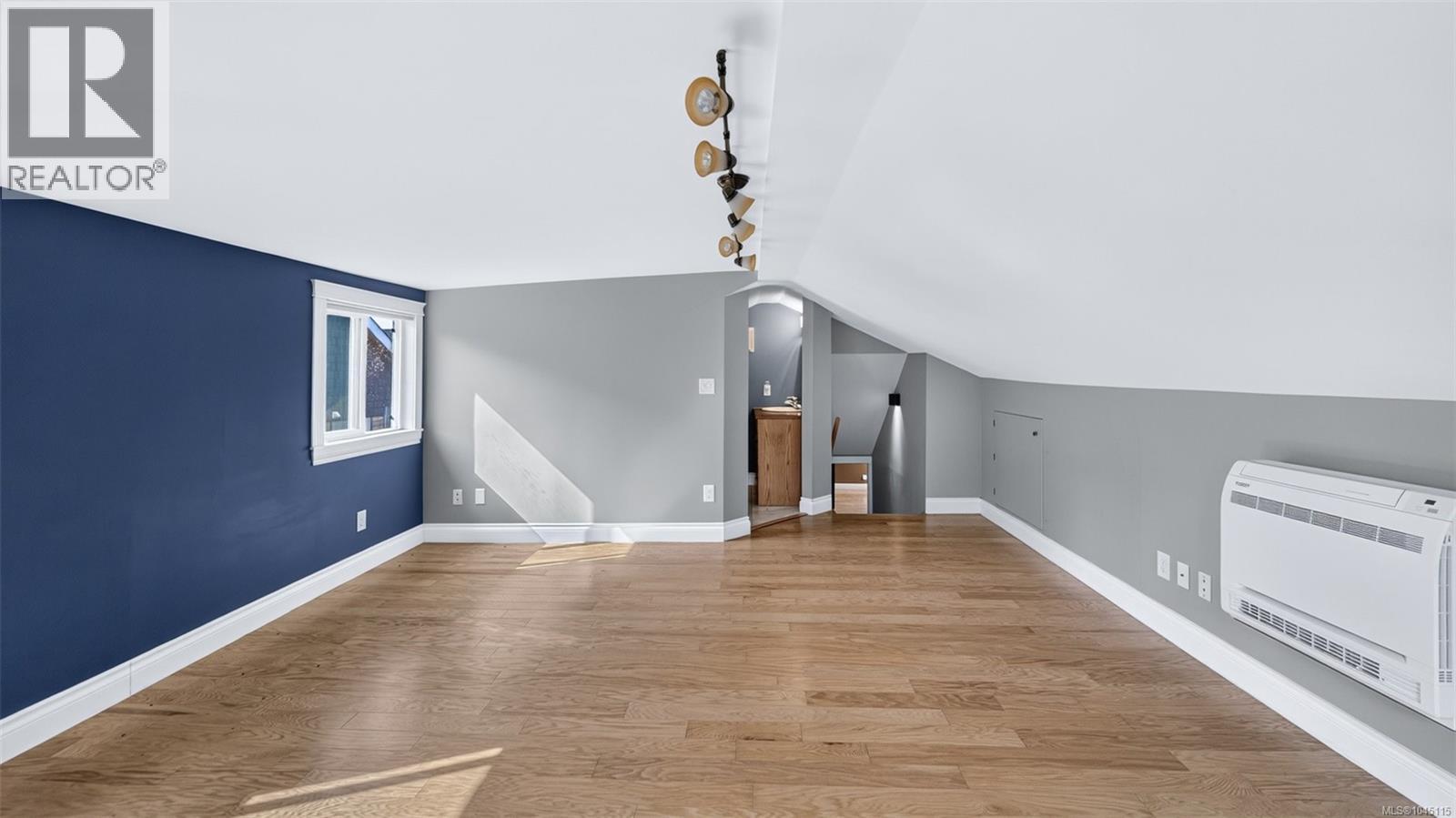 9 Camden Ave - Image 29