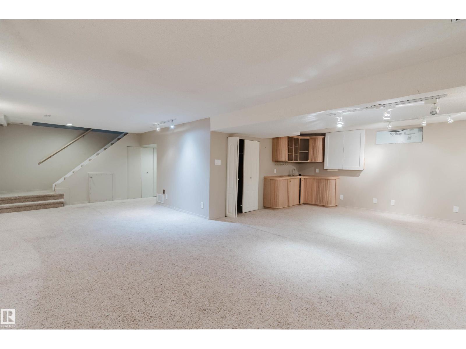 11736 35A AV NW - Image 49