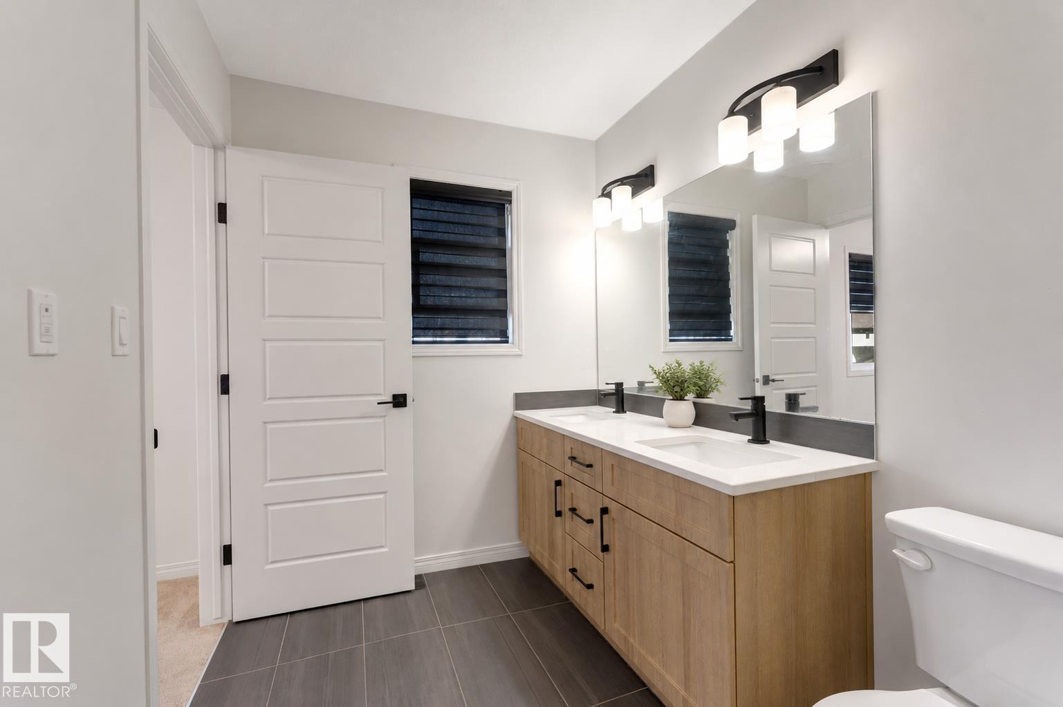 1263 Watt DR SW - Image 33