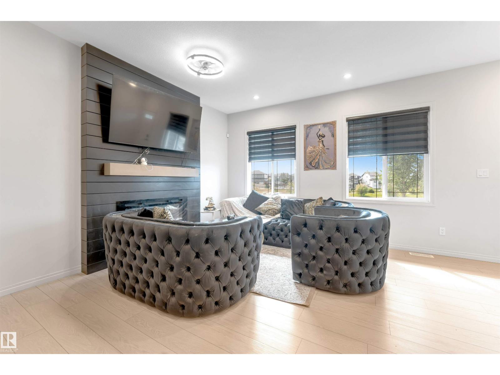 1263 Watt DR SW - Image 4