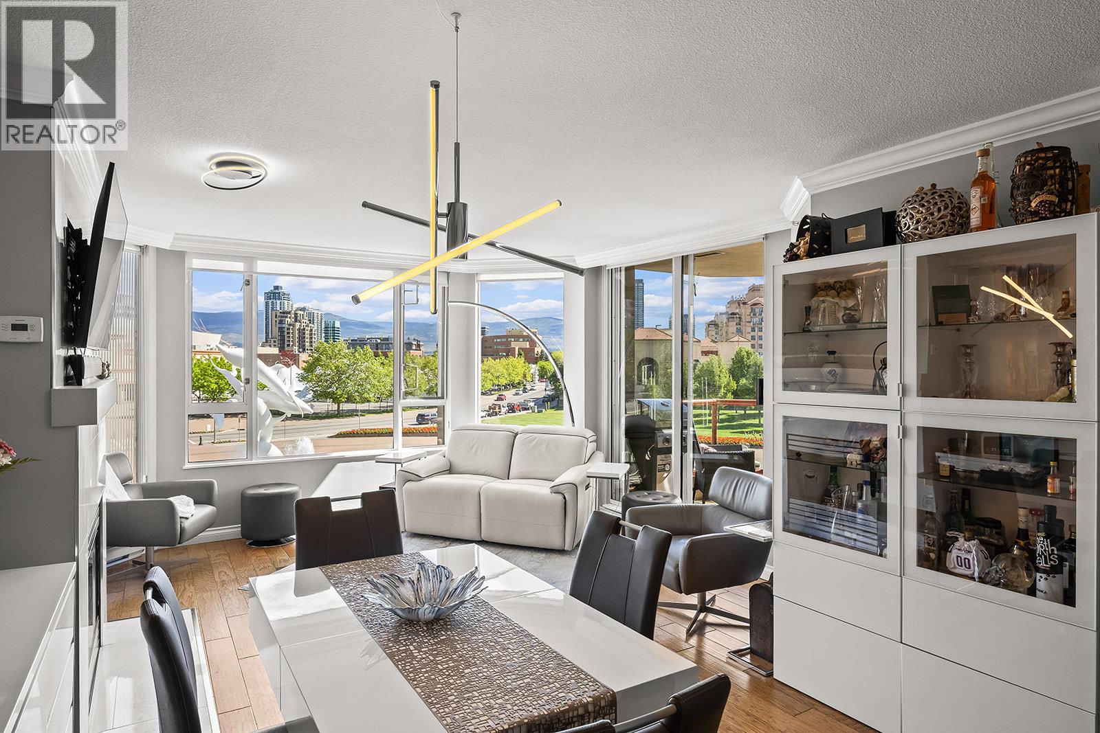 #302 1160 Sunset Drive - Image 16