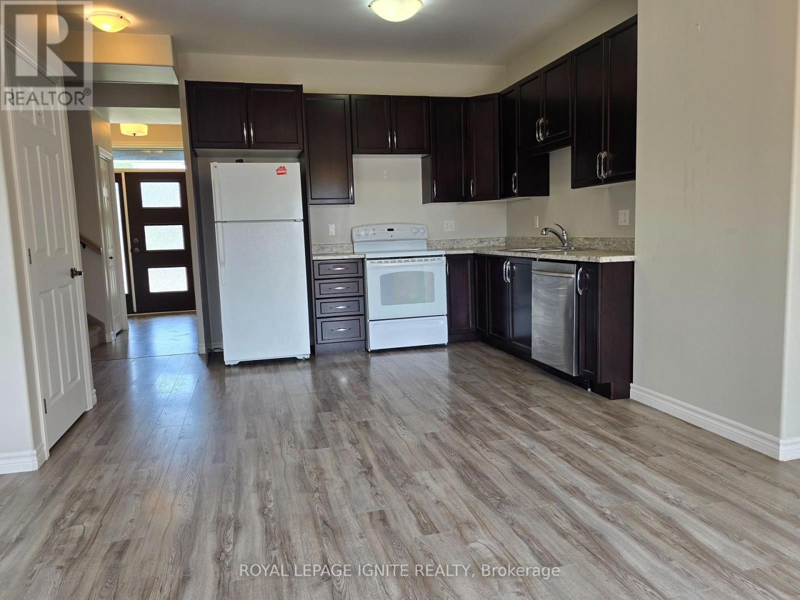 52 COTTONWOOD DRIVE - 2