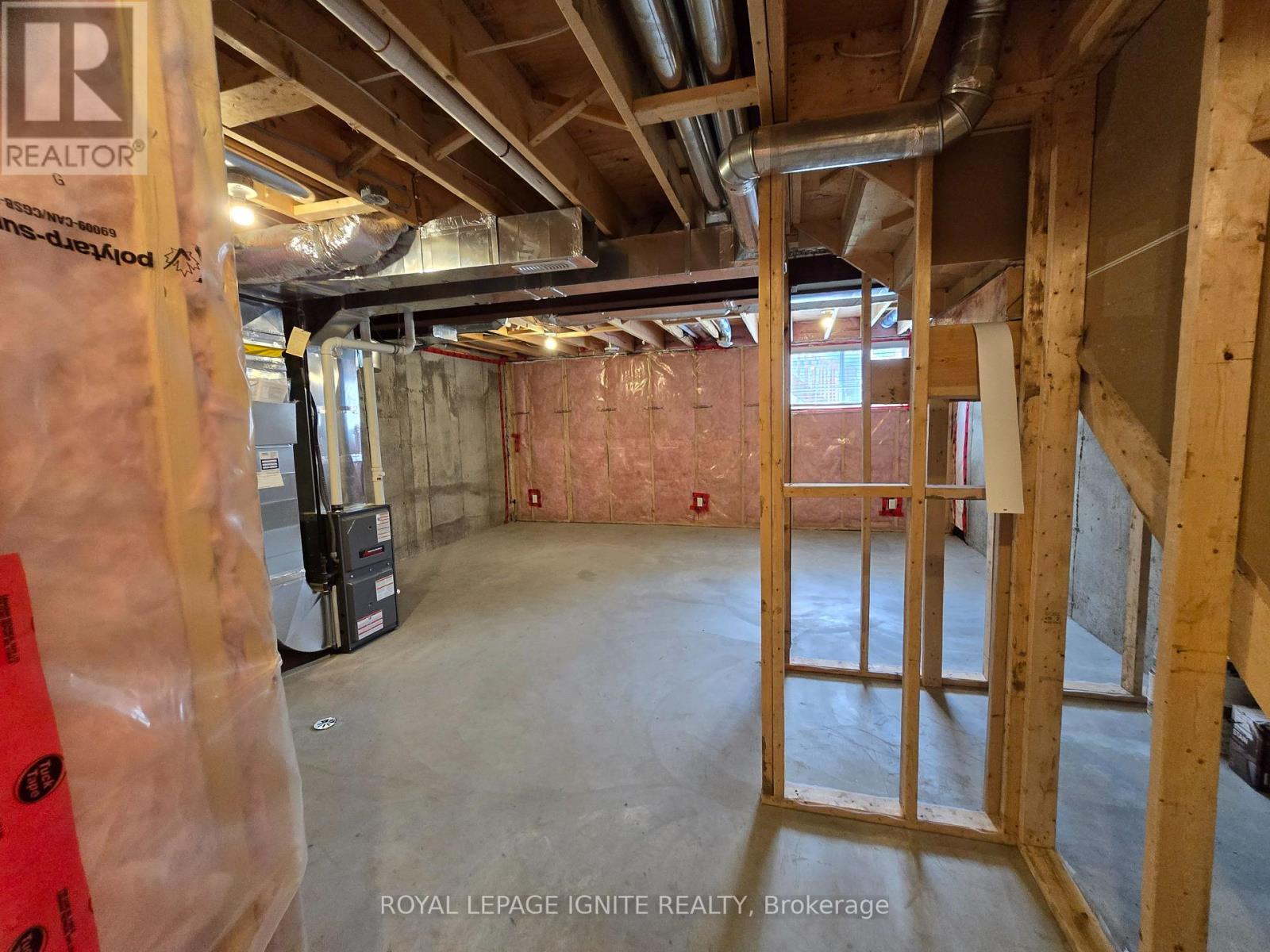 52 COTTONWOOD DRIVE - 25