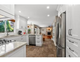 5860 188 Street, Surrey, BC V3S7M1 Photo 9
