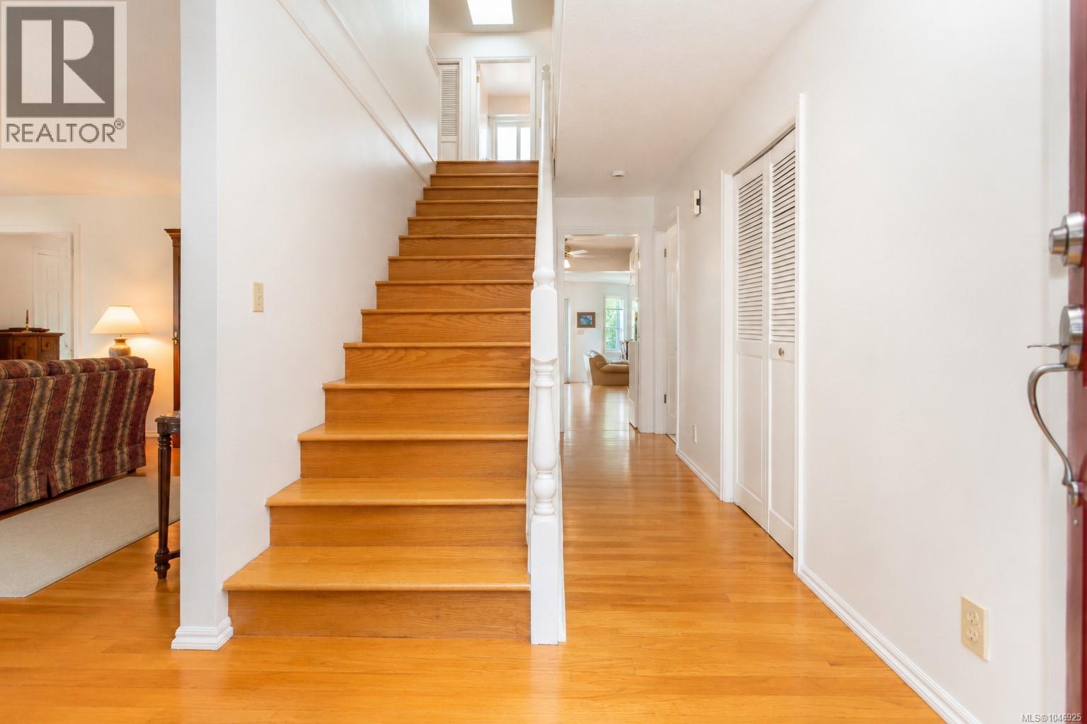  5060 Del Monte Avenue, Saanich