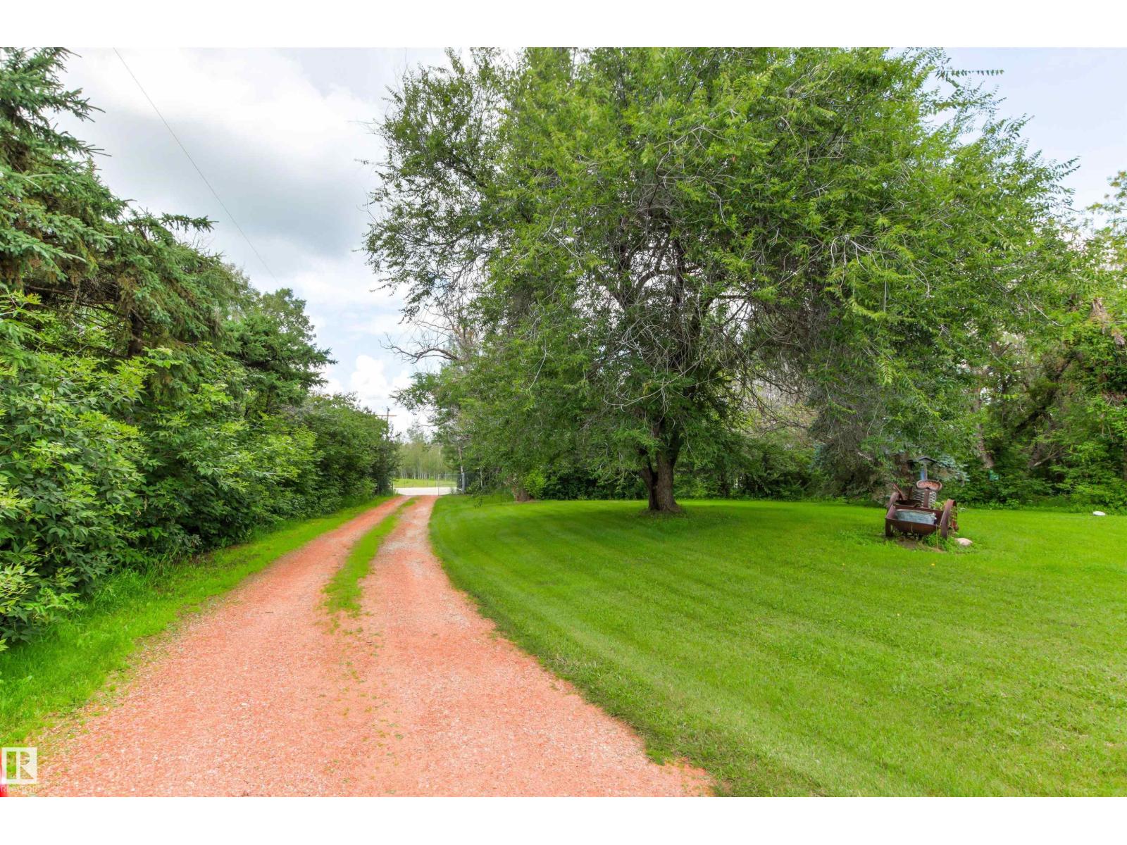1419 HWY 627 - Image 42
