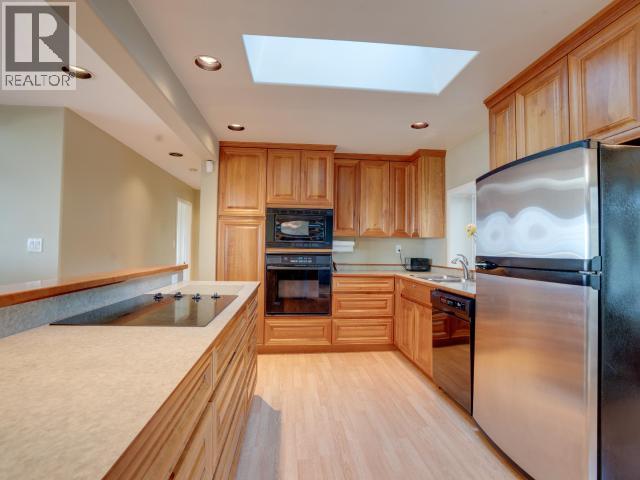4092 WESTVIEW AVE - 23
