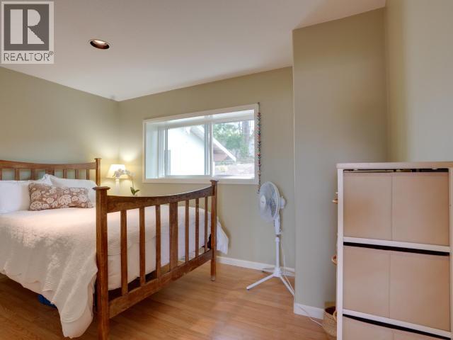 4092 WESTVIEW AVE - Image 48