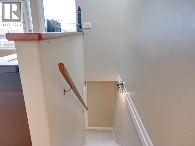 4092 WESTVIEW AVE - Image 59