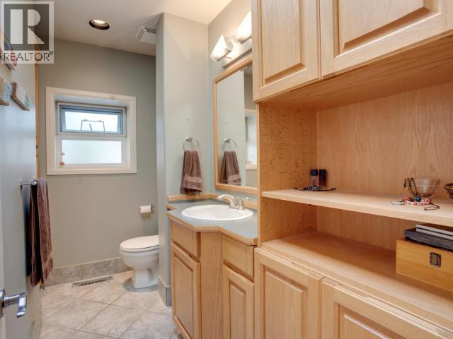 4092 WESTVIEW AVE - Image 50