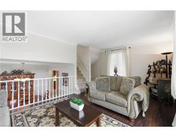 30 Twinoaks Crescent, Stoney Creek, ON L8J2E9 Photo 16