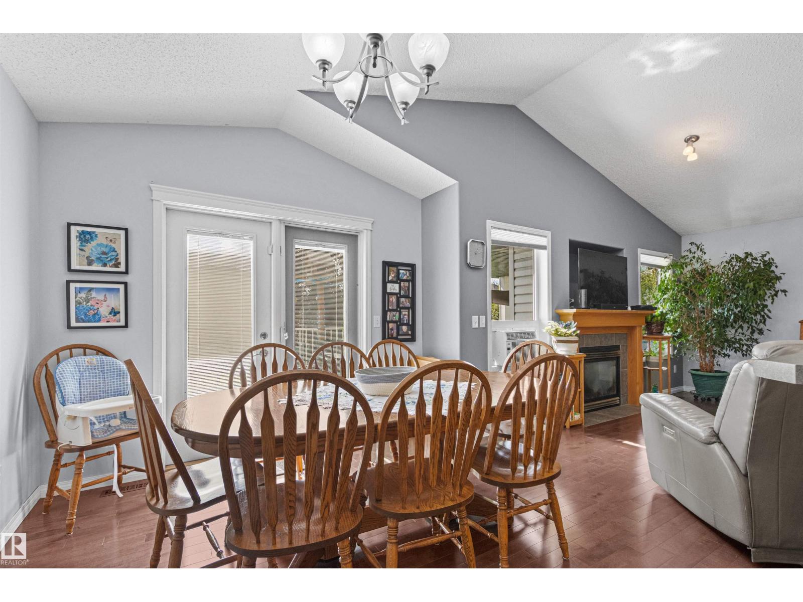 374 Paquin ST - Image 4