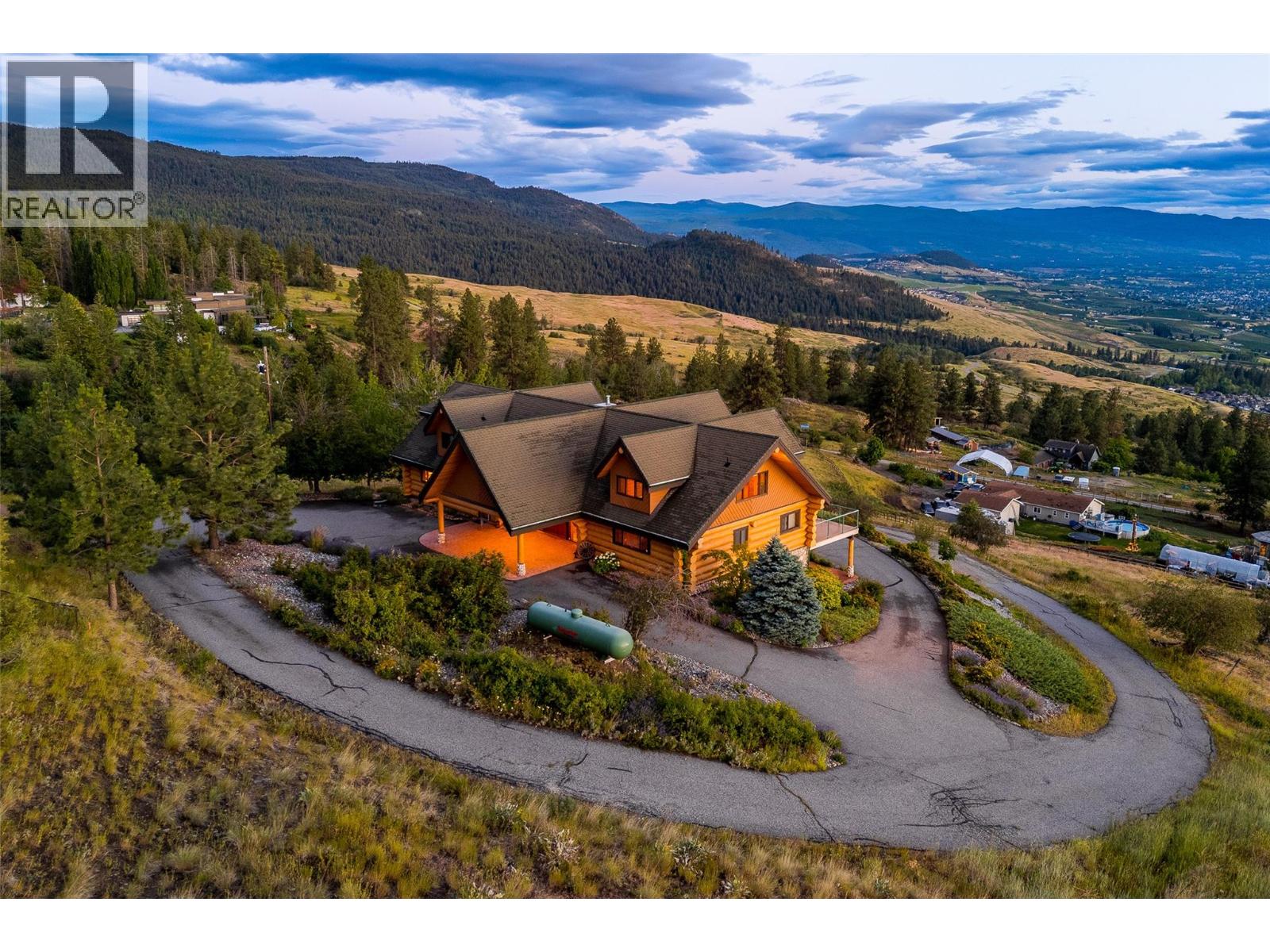 4520 Farmers Drive - Image 19