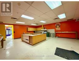 1165 Weston Road, Toronto, ON M6M4P5 Photo 6