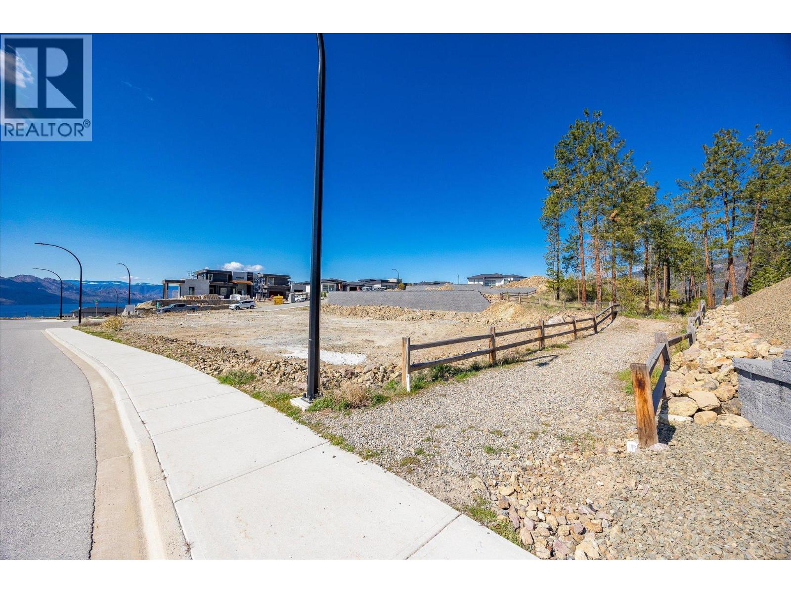  1642 Touriga Place, West Kelowna