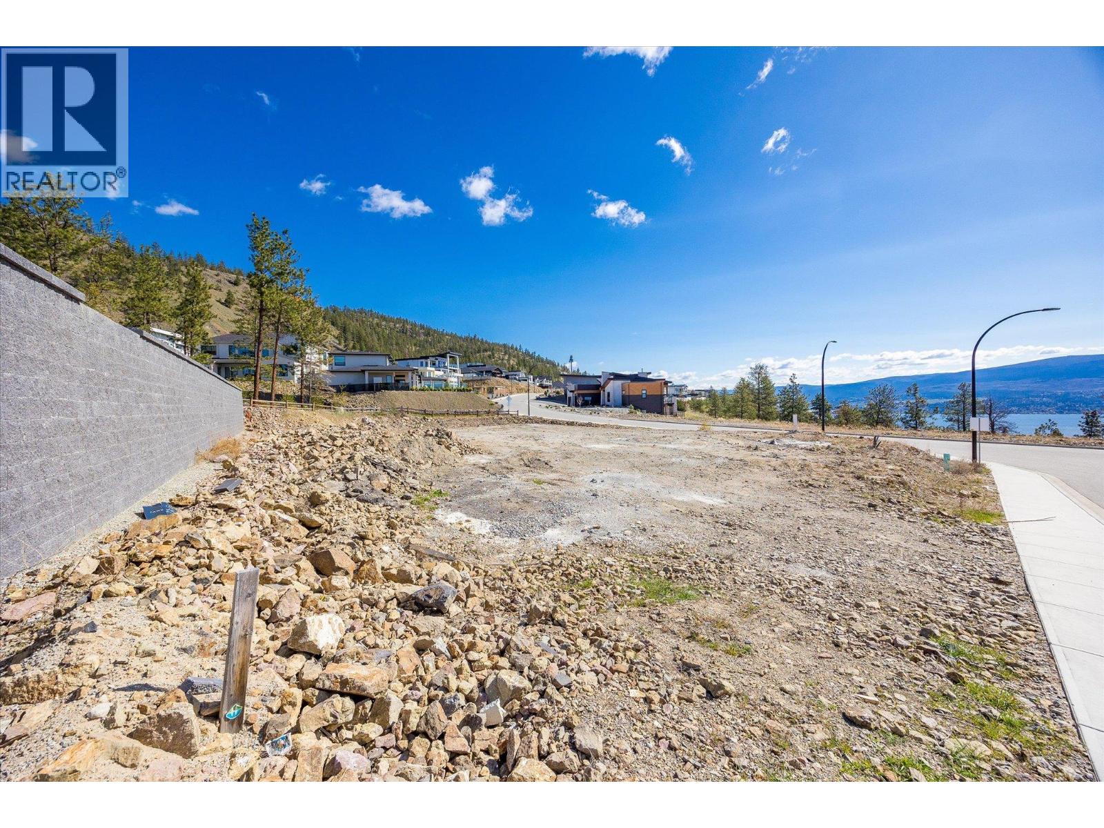  1642 Touriga Place, West Kelowna