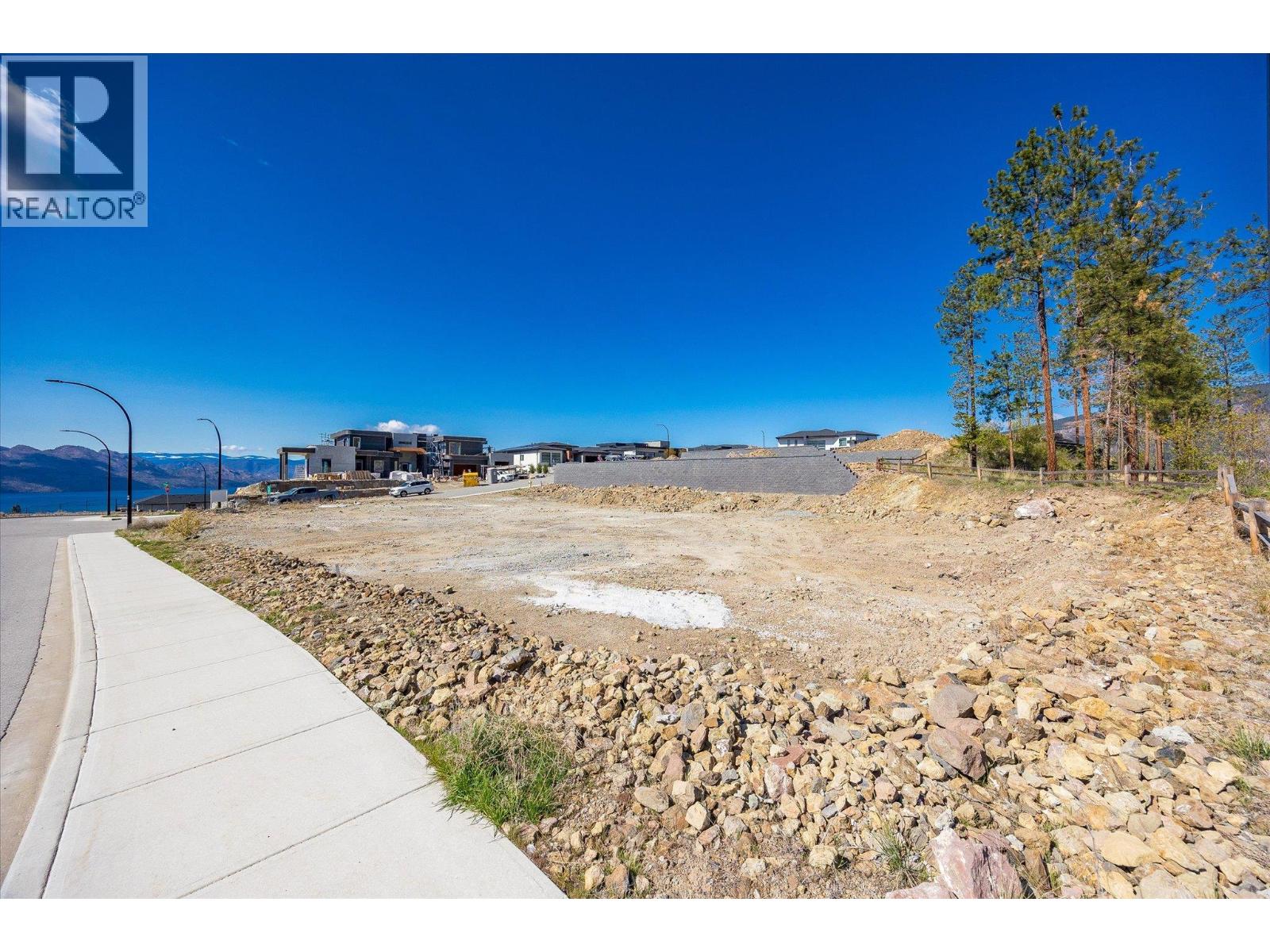 1642 Touriga Place, West Kelowna