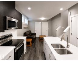 9311 66 Av Nw Nw, Edmonton, AB T6E0L8 Photo 44