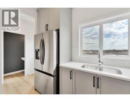 65 Lewiston Street NE - photo 3