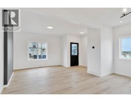 65 Lewiston Street NE - photo 2