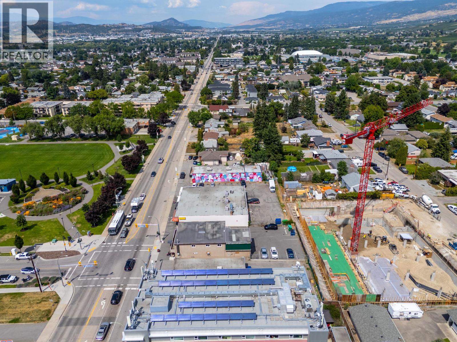 213-219 Rutland Road North, Kelowna