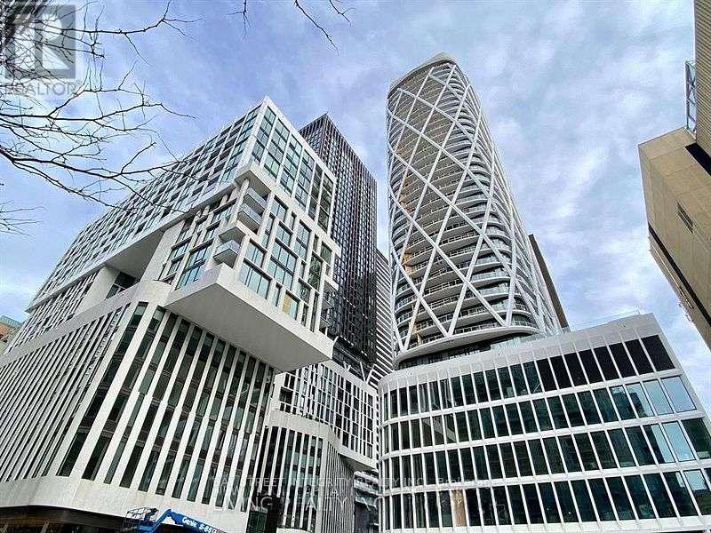 Photo of 238 Simcoe Street