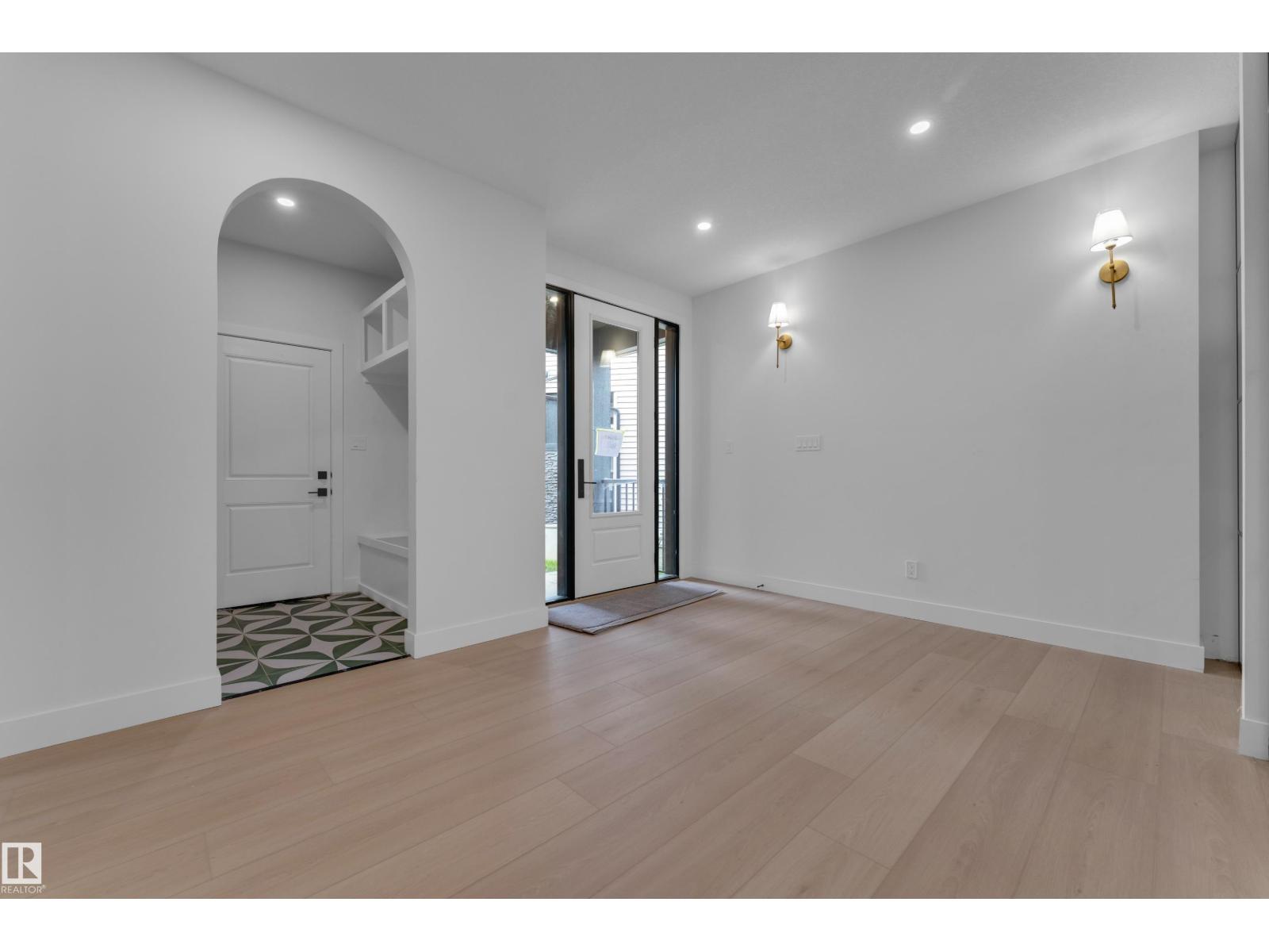 2408 1 AV SW - 15