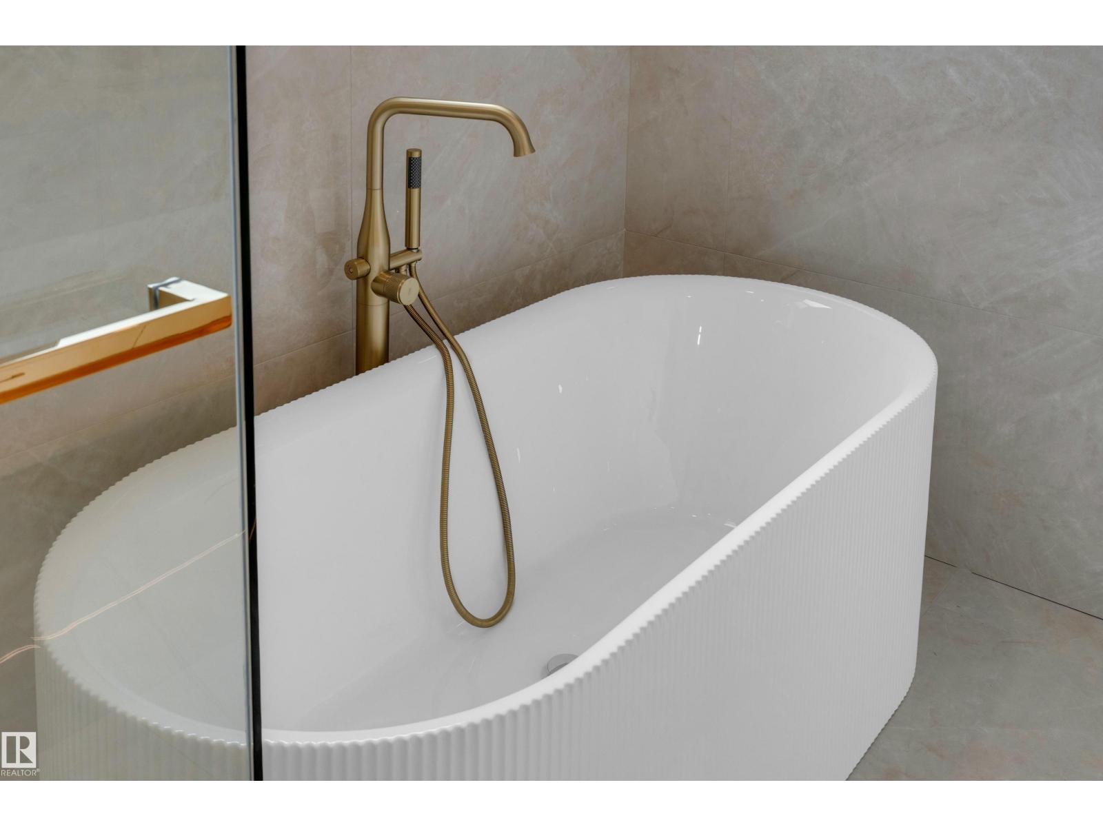 2408 1 AV SW - Image 12