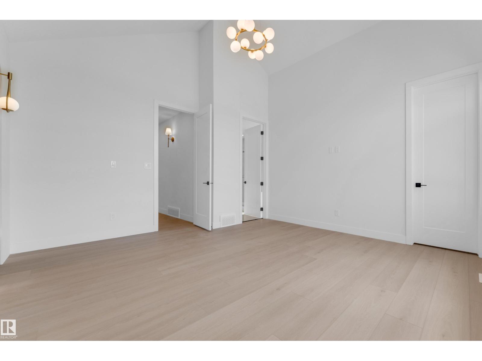 2408 1 AV SW - Image 37