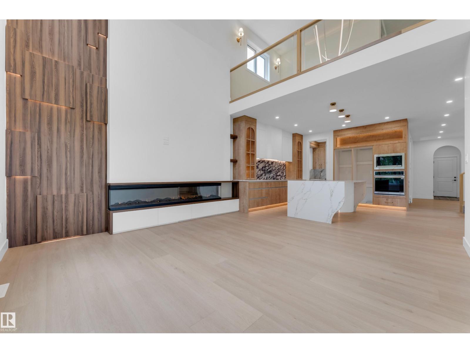2408 1 AV SW - 25