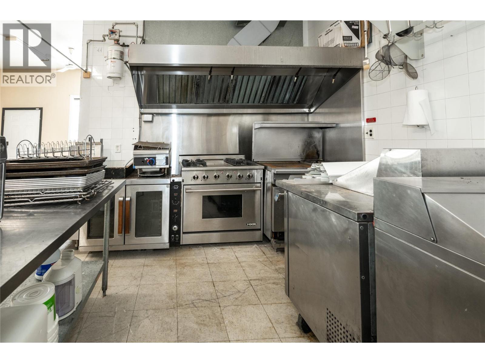 3643 Malakwa Road - 32