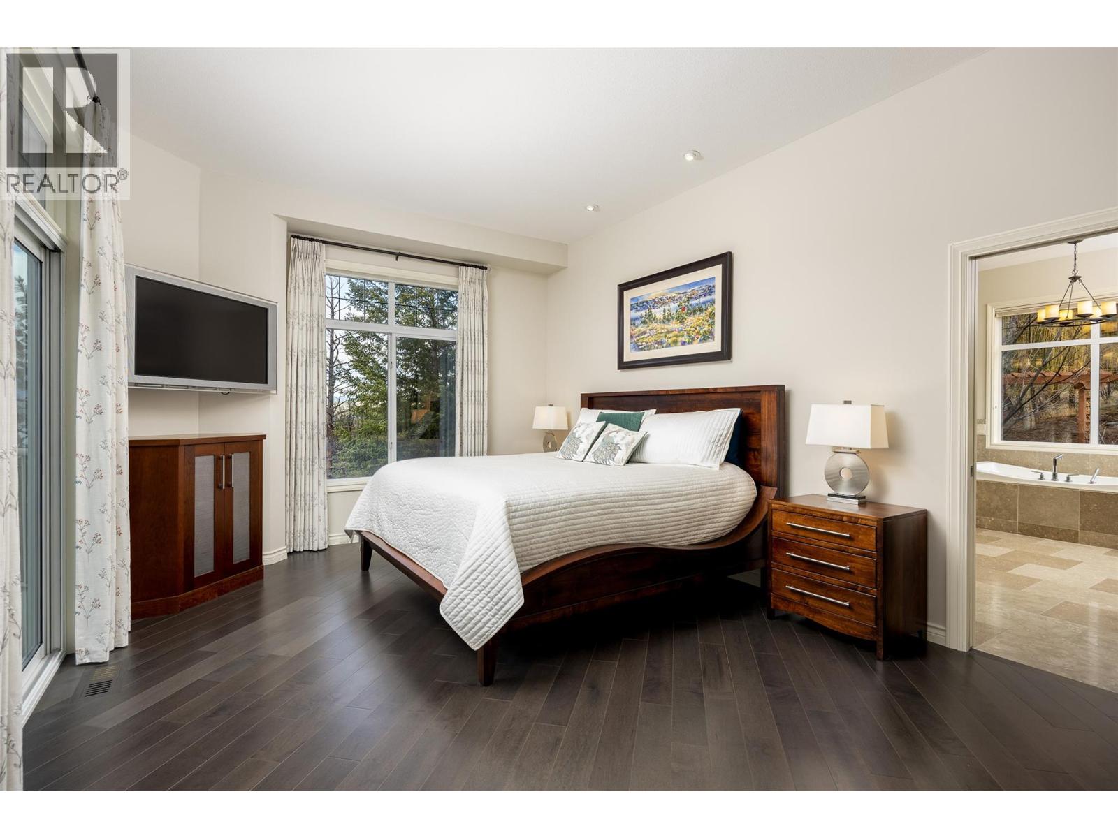 10726 Nighthawk Road Unit# 60, Lake Country