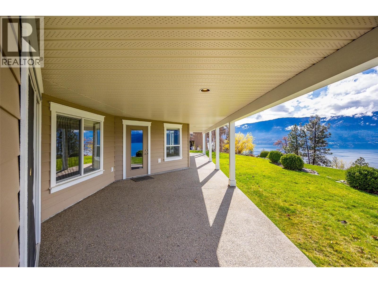 10726 Nighthawk Road Unit# 60, Lake Country