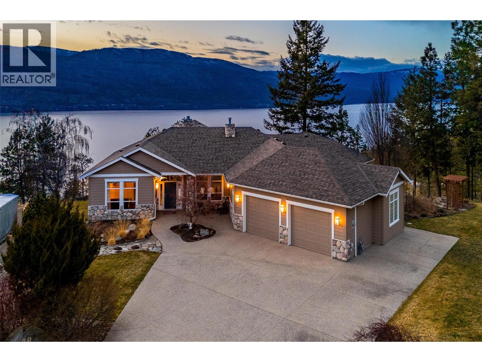 10726 Nighthawk Road Unit# 60, Lake Country