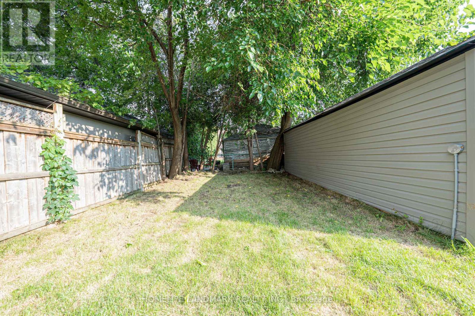 88 WANISKA AVENUE - Image 36